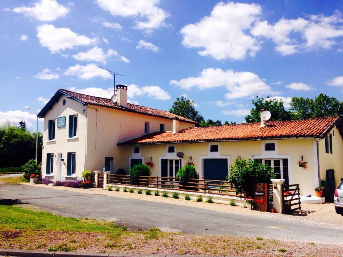 Chalais Le Fagnard住宿加早餐旅馆 外观 照片